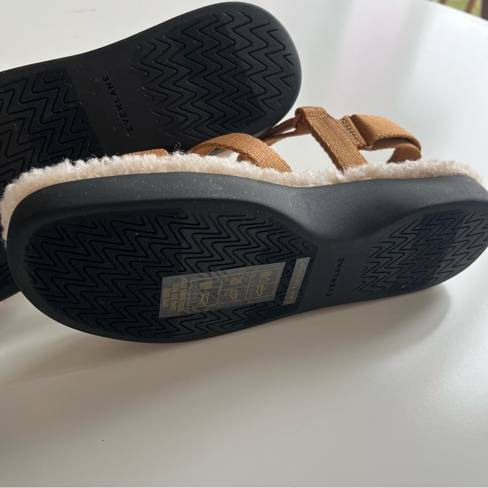 NIB Everlane The Renew Teddy Sport Nylon Brown Sandal Size 8 - Picture 8 of 11